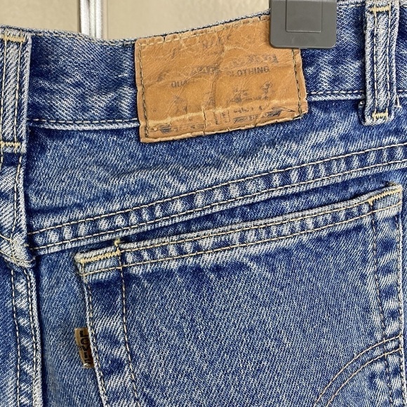 Vintage LEVI'S Women's Light Wash 57902-7206 Jeans USA Made - Picture 14 of 17